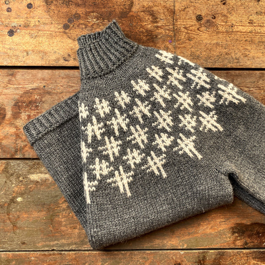 Strikkeopskrift Søster Gro Sweater mønsterstrik