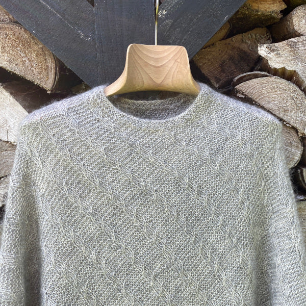 Elegante Ella strikket poncho lækkert garn