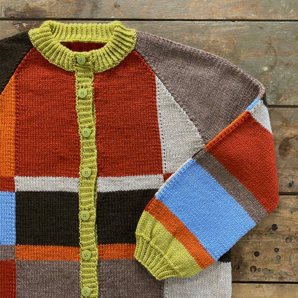 Strikkeopskrift cardigan i felter Ternet Trøje Vital 100% Uld fra Hjertegarn pind 4 Intarsia