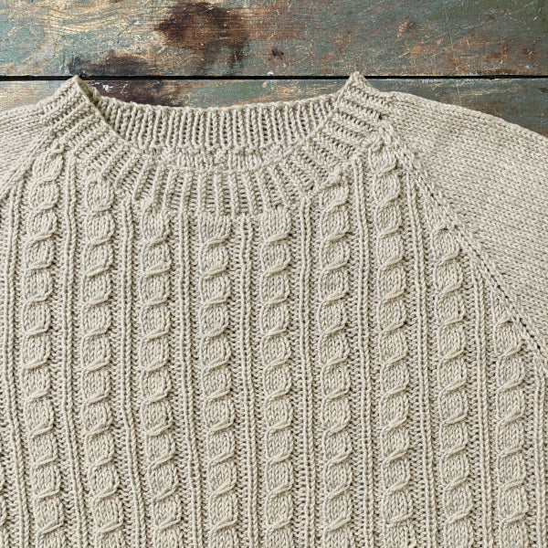 Strikkeopskrift sommerbluse med kort ærme og snoninger Hjertegarn All Seasons Hjertegarn pind 3