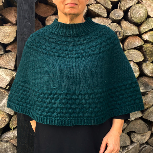 Strikkeopskrift Bobleponcho Hjertegarn