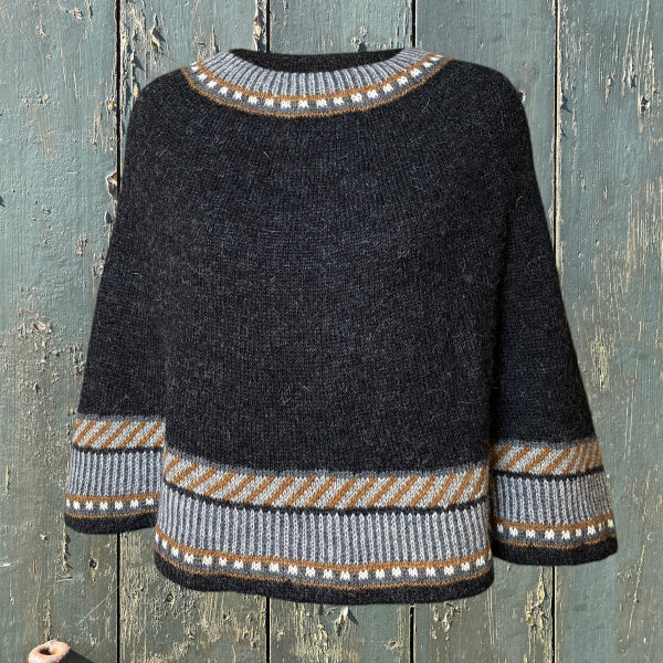 Luna Poncho Blød alpaca mønsterstrik