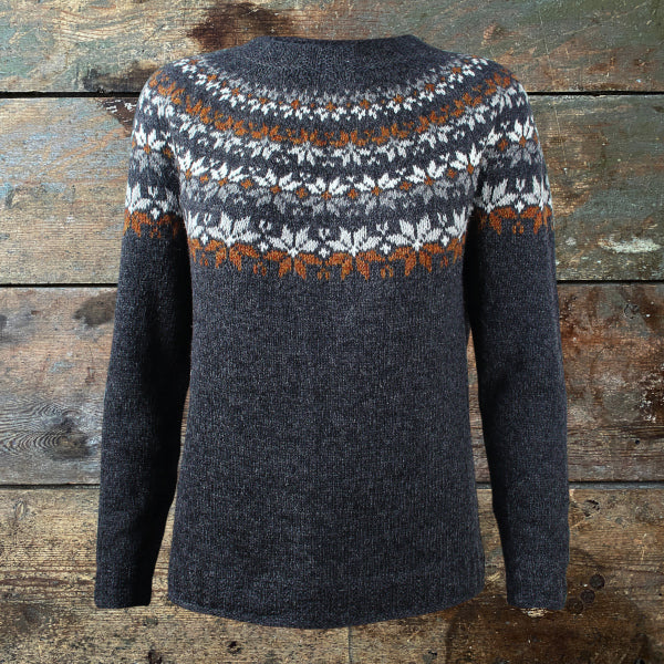 Søster Astrid Cinnamon Stjernebluse i tyndt uldgarn