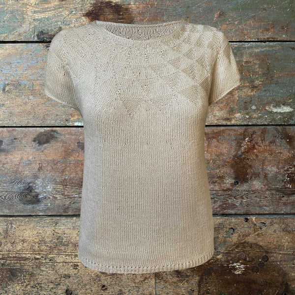 Strikkeopskrift Dina Sommer sommerbluse i New Arezzo fr Hjertegarn Top Down