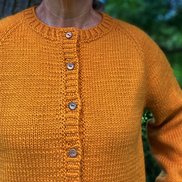 Strikkeopskrift Nannas Trøje chunky cardigan Hjertegarn