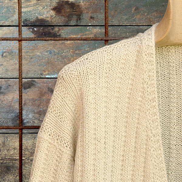 Strikkeopskrift Iduns Trøje basis cardigan pind 3½ New Arezzo og tynd alpaca 400 åben trøje  i fint ribmønster let garn