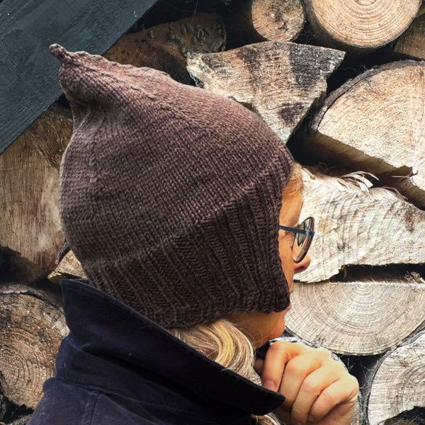 Strikkepskrift Majas Hue strikket på pind 4 i 2 tråde Sock 4 fra Hjertegarn eller Highlands Uld og Silk Kid Mohair