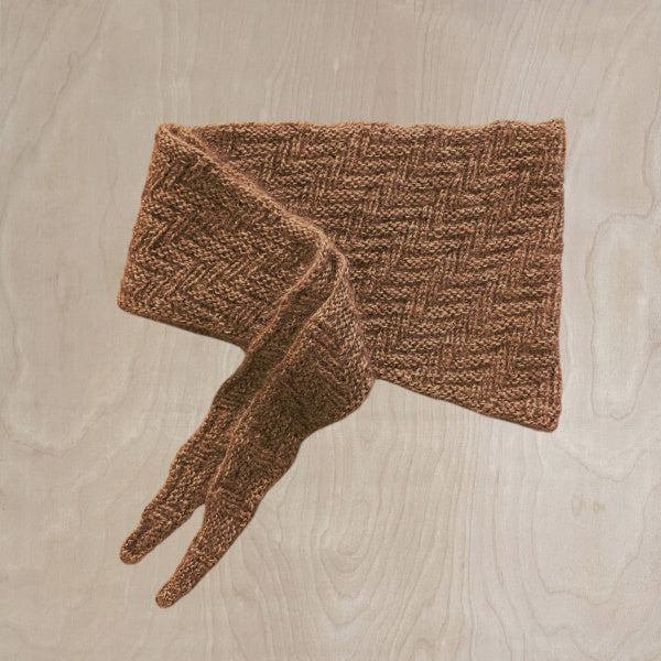 Strikkeopskrift  Scarf Kort Tørklæde smukt reliefmønster Hjertegarn Hjerte Fine Silk Kid Mohair