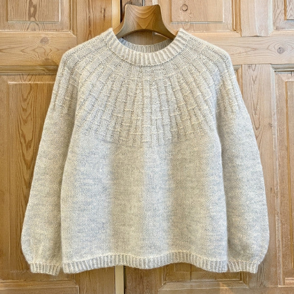 Strikkeopskrift Nethes Sweater super blødt garn klassisk strik