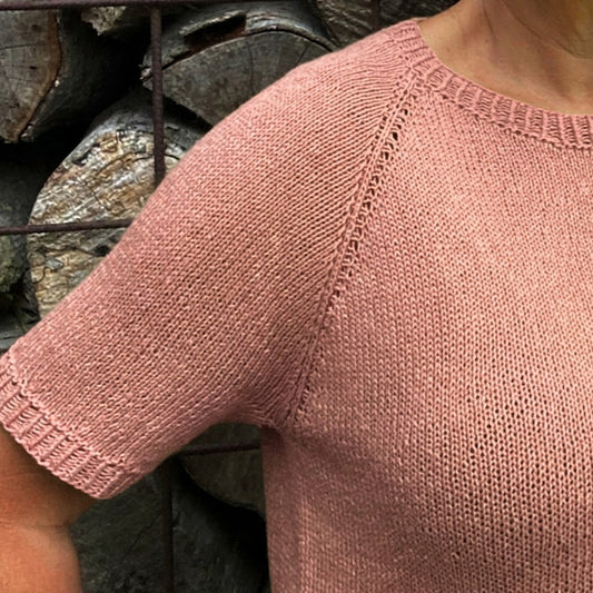 Strikkeopskrift Raglan Sommer sommerbluse med kort ærme Tynn Line fra Sandnes sommerstrik på pind 3