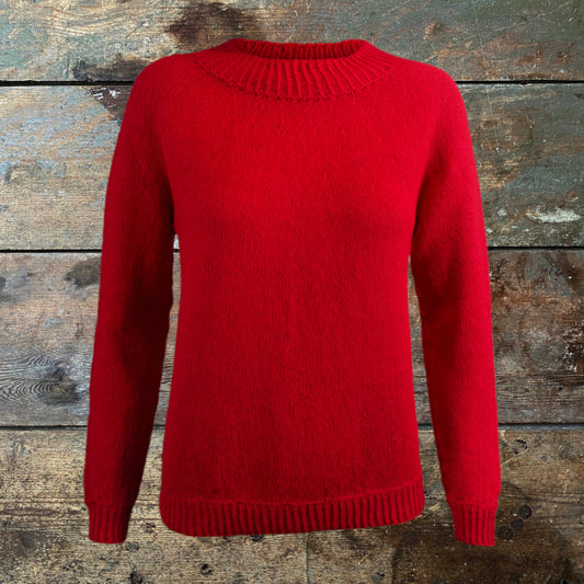 Strikkeopskrift model ENKEL bluse i blød alpaca fra Drops