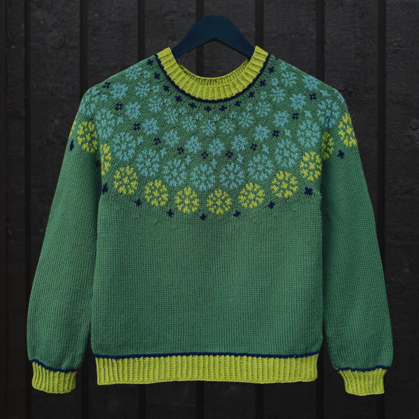 Strikkeopskrift Stjernedrys Bluse All Seasons garn pind 3 top down julebluse eller stjernedrys bluse fra 1 år til 10 år uld/bomuld blød børnestrik
