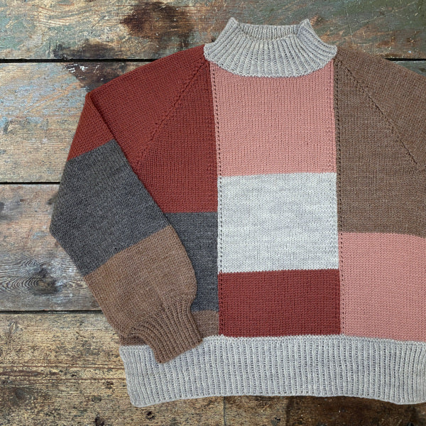 Strikkeopskrift ternet sweater Vital 100% uld Hjertegarn strikket på pind 4 brug dine gode garnrester sweater